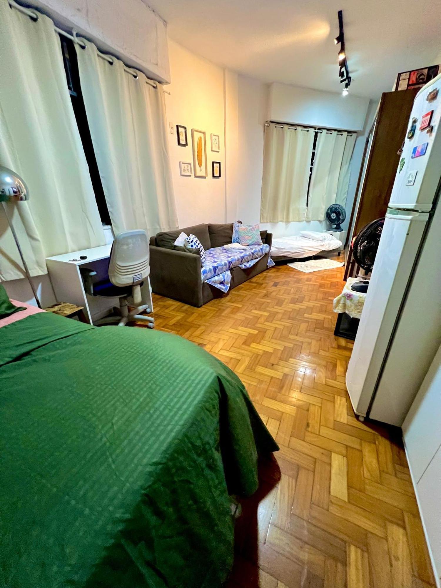 Na Area De Copacabana Apartamento *